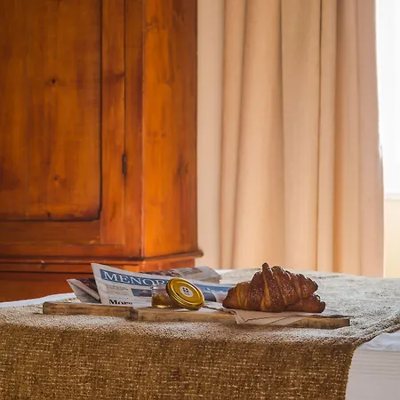 Ξενοδοχείο Binissaida Boutique 4*