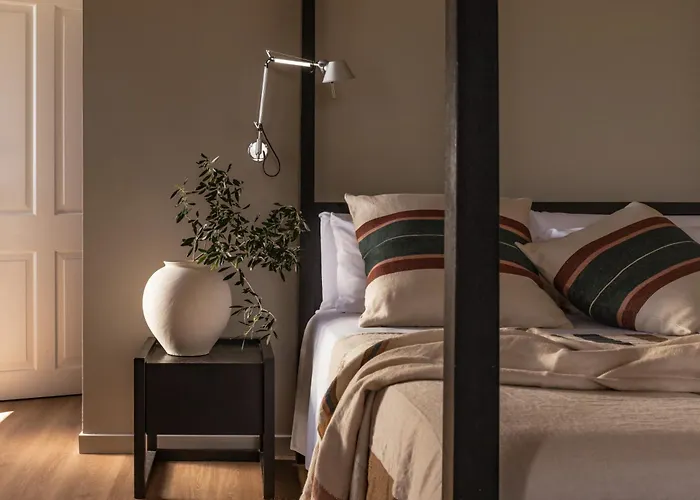 Binissaida Boutique 4*