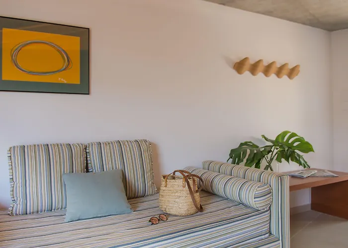 Binissaida Boutique 4*