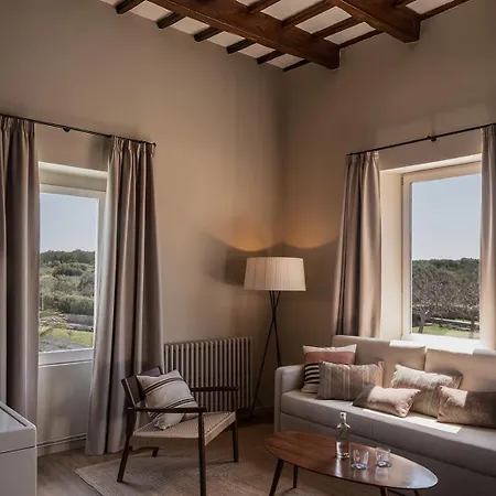 Binissaida Boutique Hotel 4*