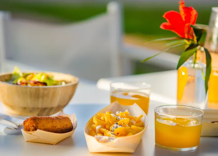 Binissaida Boutique 4*