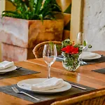 Binissaida Boutique Szálloda 4*